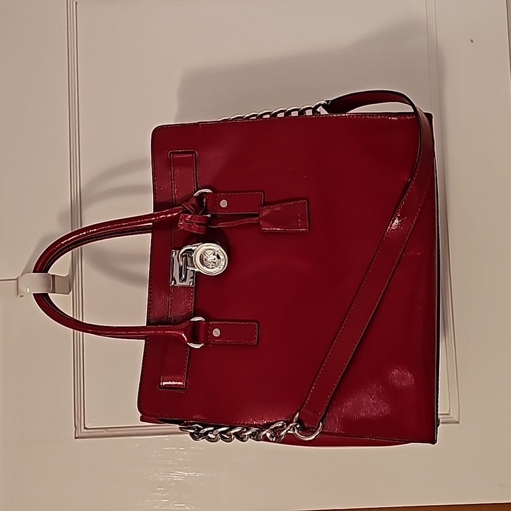NWT: Michael Kors, red patent Hamilton